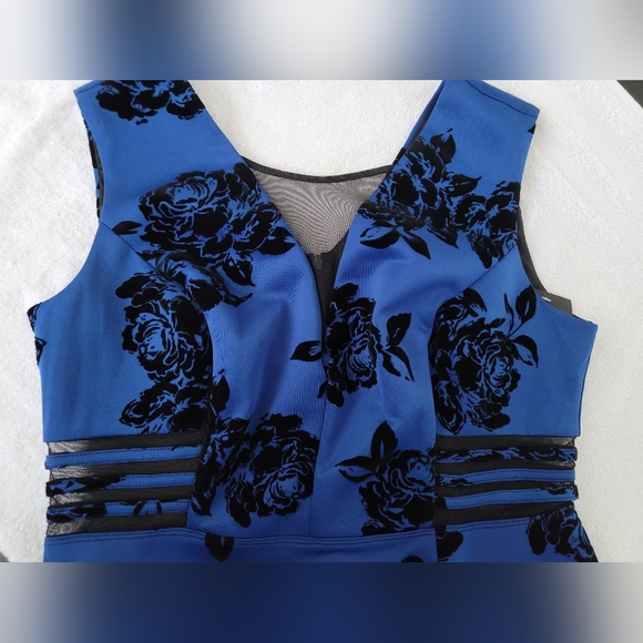Blue with Black floral sleeveless formal dress, Enfocus, sz 12 - Picture 2 of 10